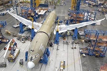 Final assembly of the third flight-test 787
