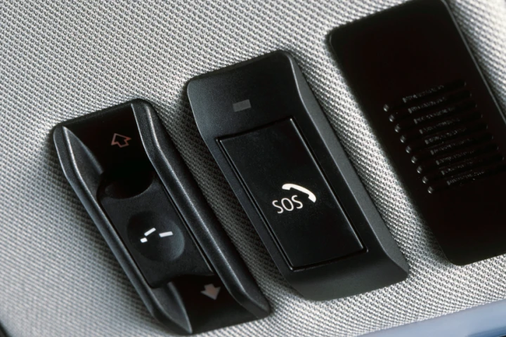 Cellular-based automotive systems such as BMW Assist have been hacked by a pair of security systems engineers
