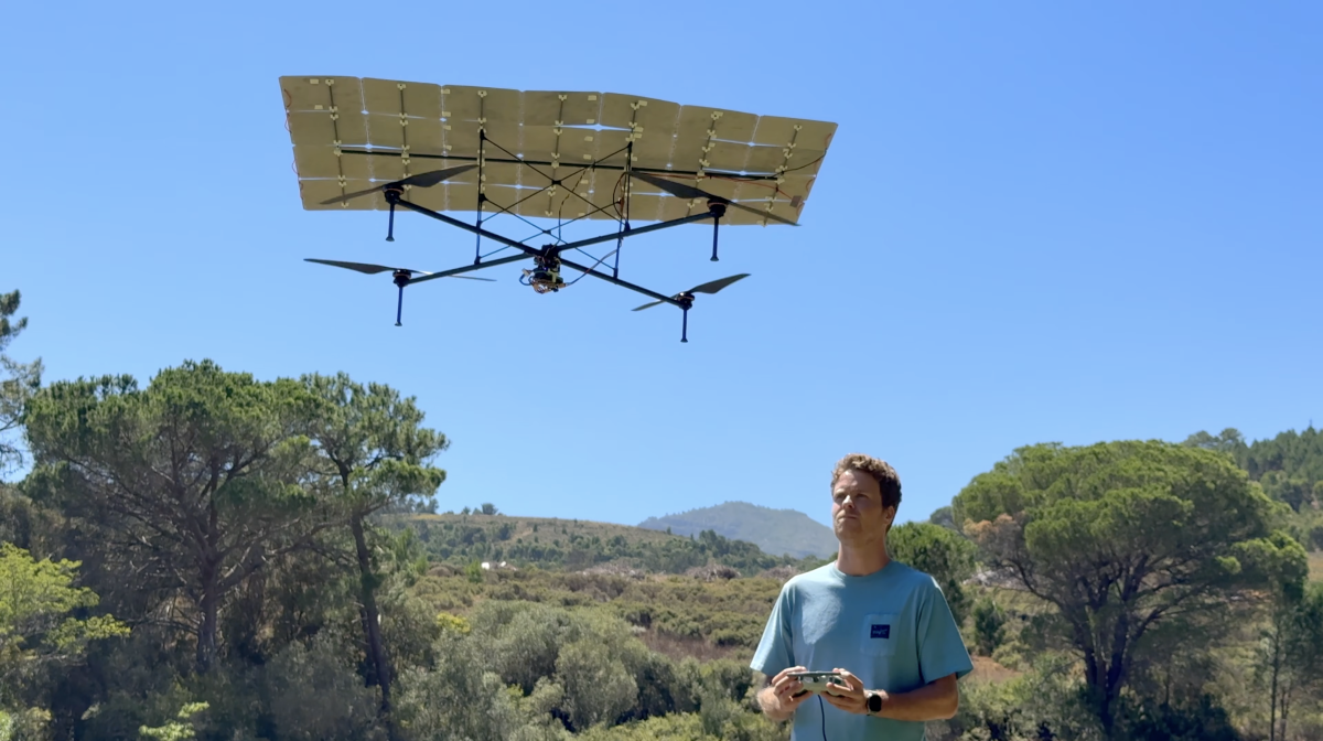 Homemade solar drone smashes endurance record with 5+ hours aloft
