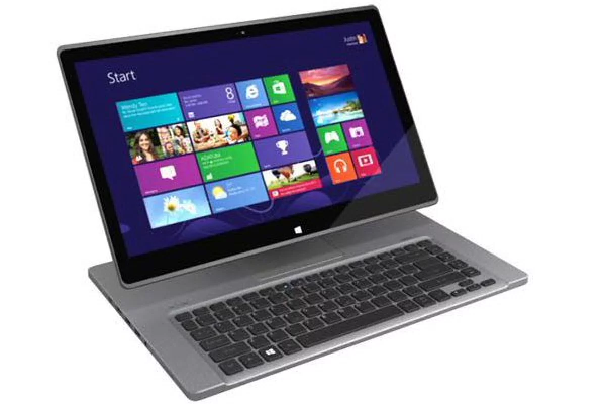 The Acer Aspire R7's screen is able to move close to the keyboard for easy touchscreen access