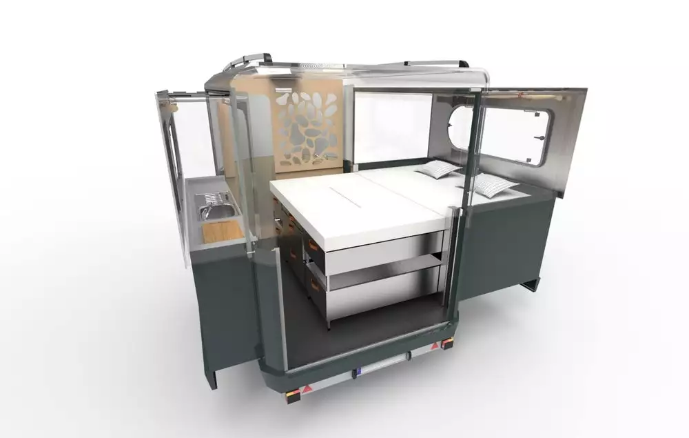 Tipoon with king-size bed deployed