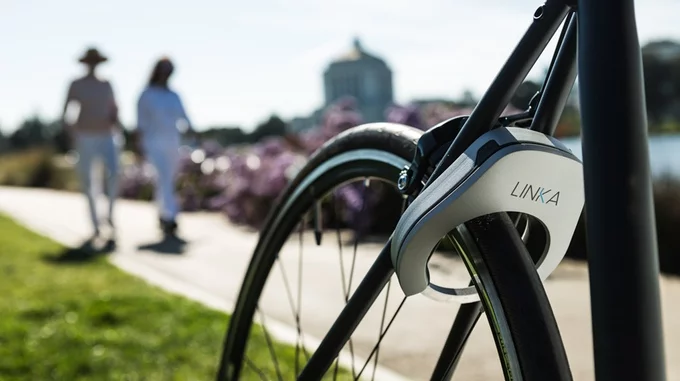 Linka automatically unlocks as users get near their bike