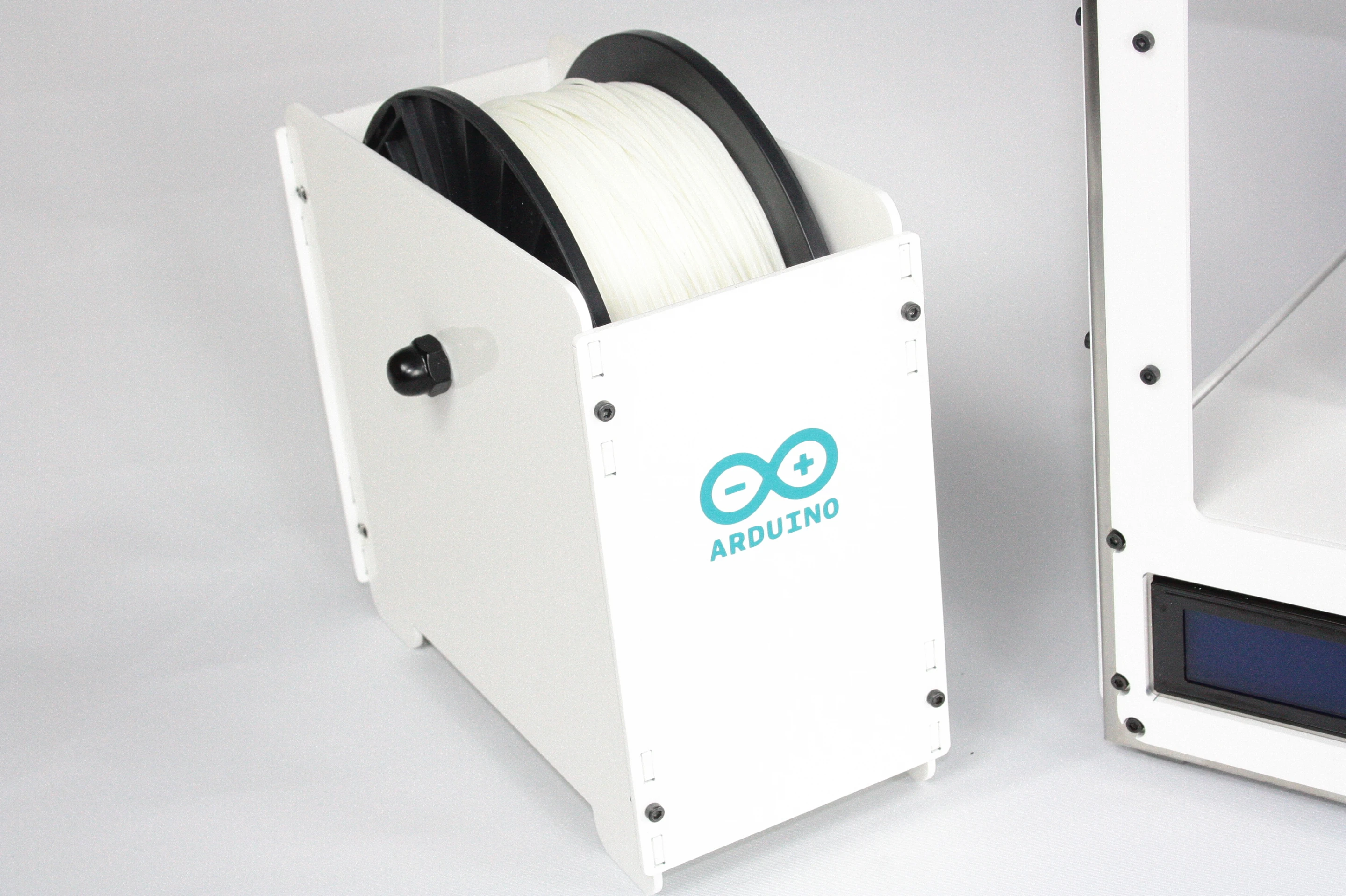 The Materia 101 supports PLA