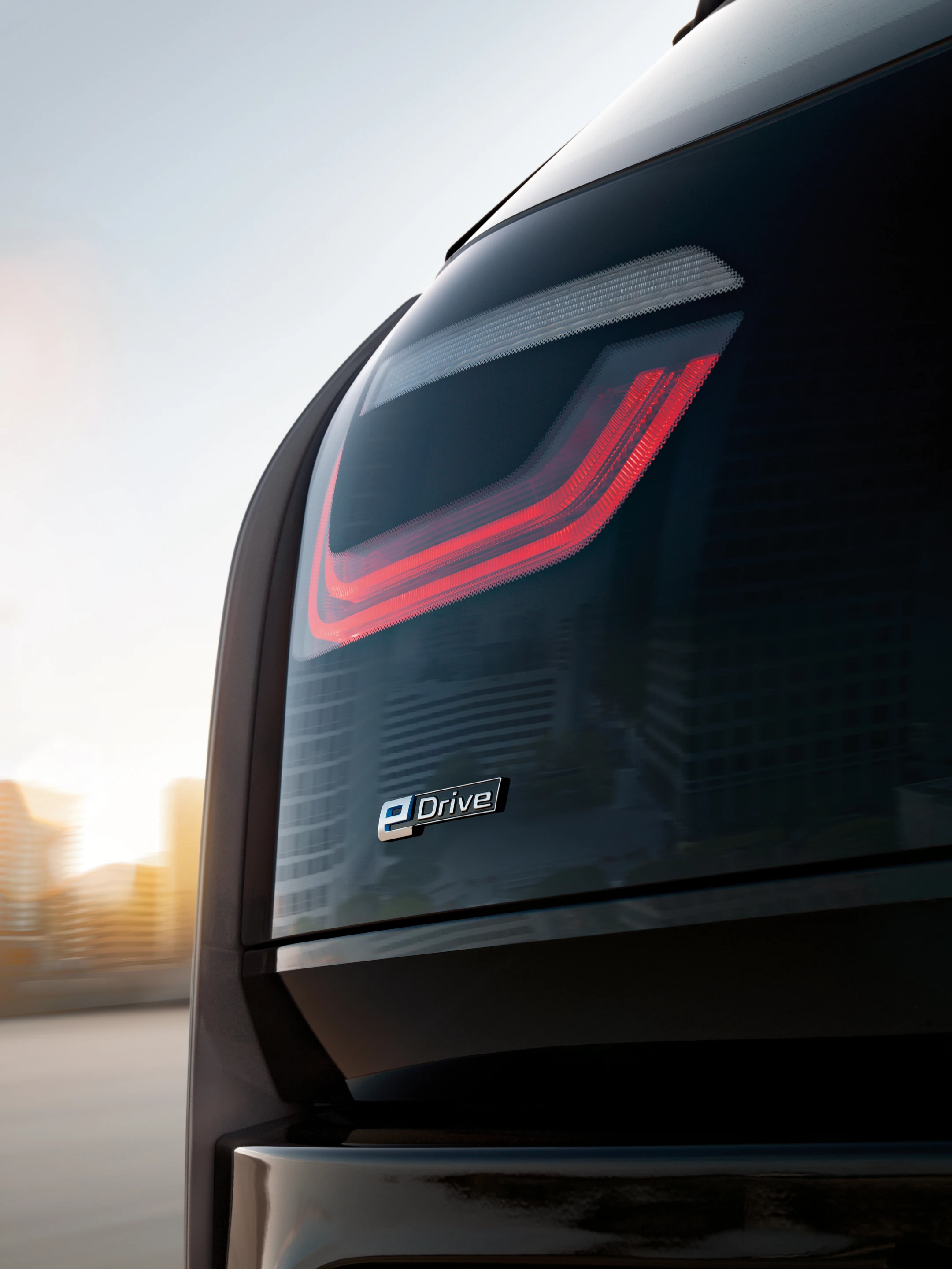 The BMW i3 has U-shaped LEDs in front and back
