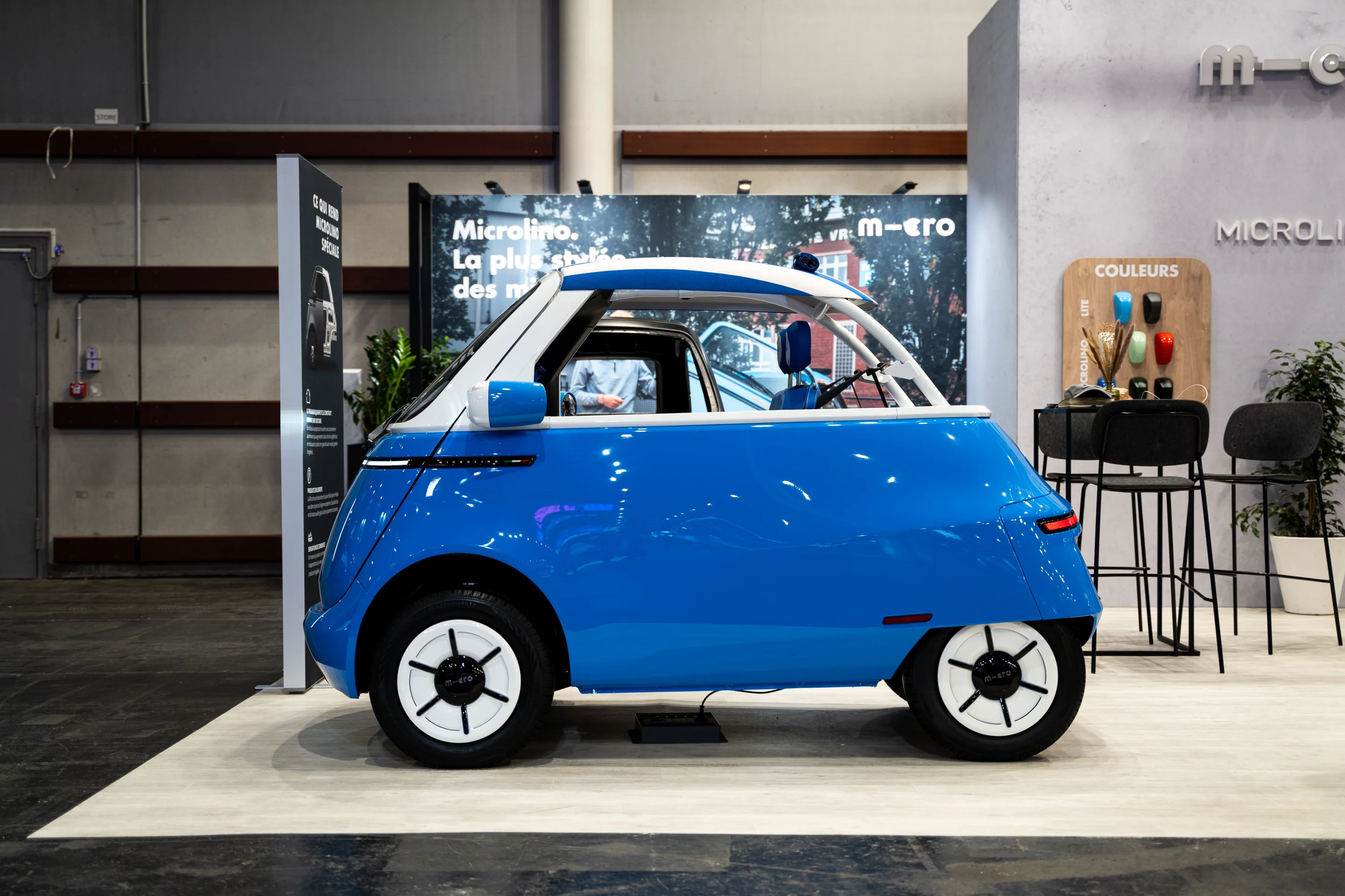 The First Edition Microlino Spiaggina electric micro car will be available in Portofino Blue or Sardinia Sage, but a configurator will be available to personalize the body, roof, trim and wheel caps