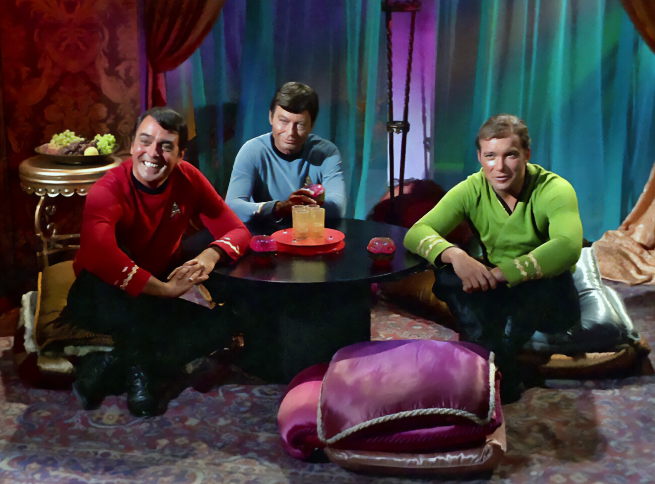 Montgomery "Scotty" Scott (James Doohan) can be seen left. His wardrobe attracts a lot of interest whenever it reaches auction, and this auction was another example.