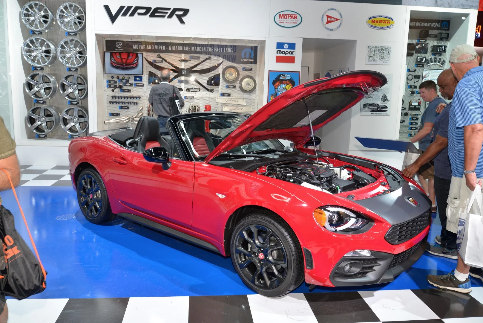 Fiat is pushing back into the USA with its 124 Spider