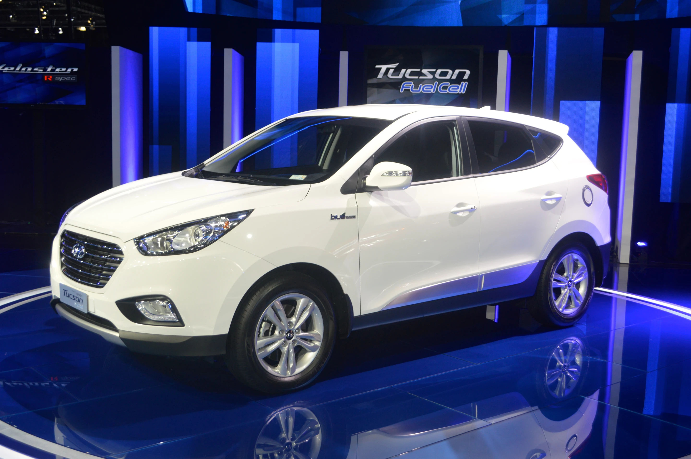 The Hyundai Tucson Fuel Cell will be available for lease in LA/Orange County next year