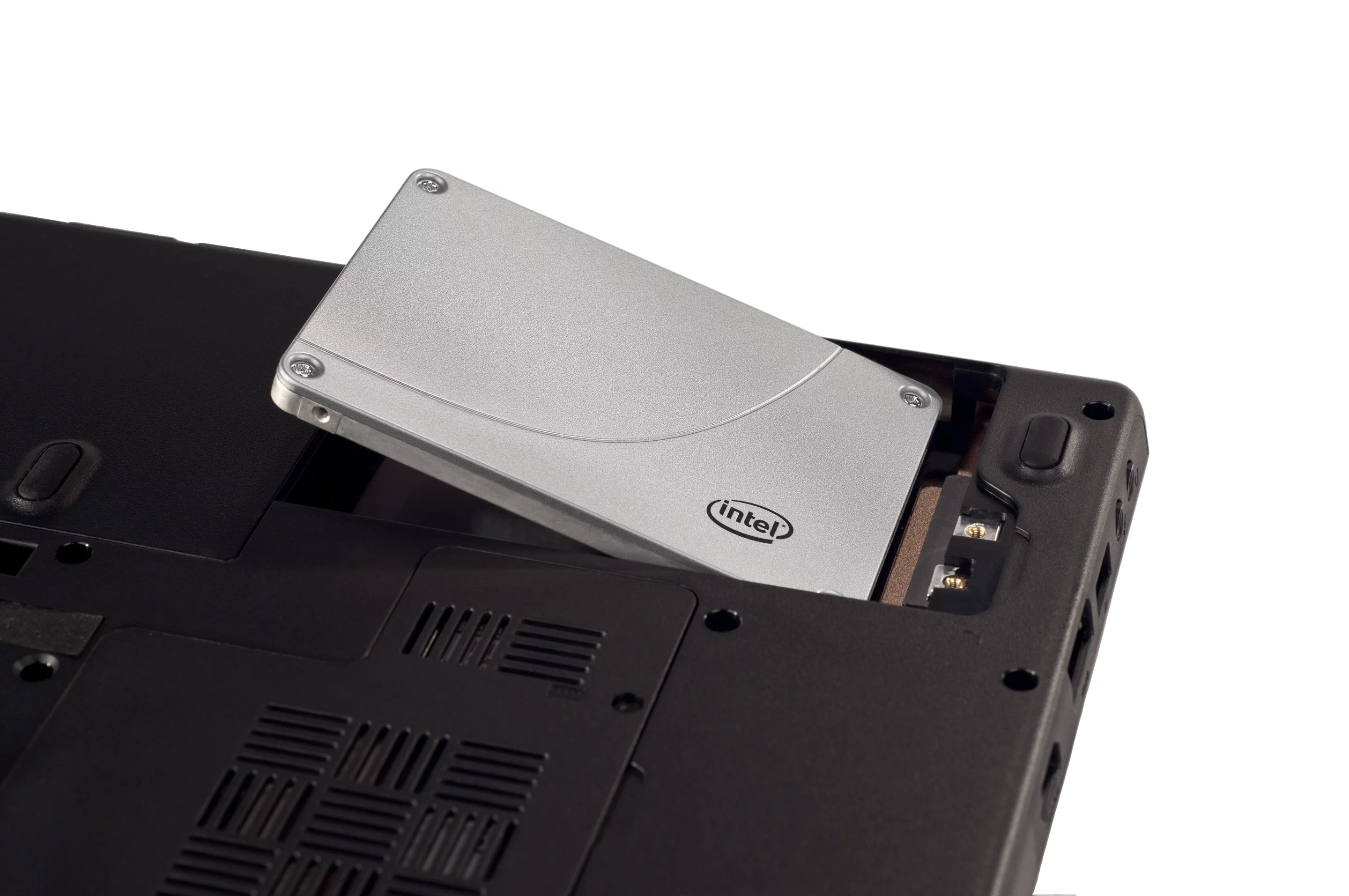 The Intel SSD 320 Series uses the 3 gigabit-per-second SATA II interface to support an SSD upgrade for the more than 1 billion SATA II PCs installed throughout the world