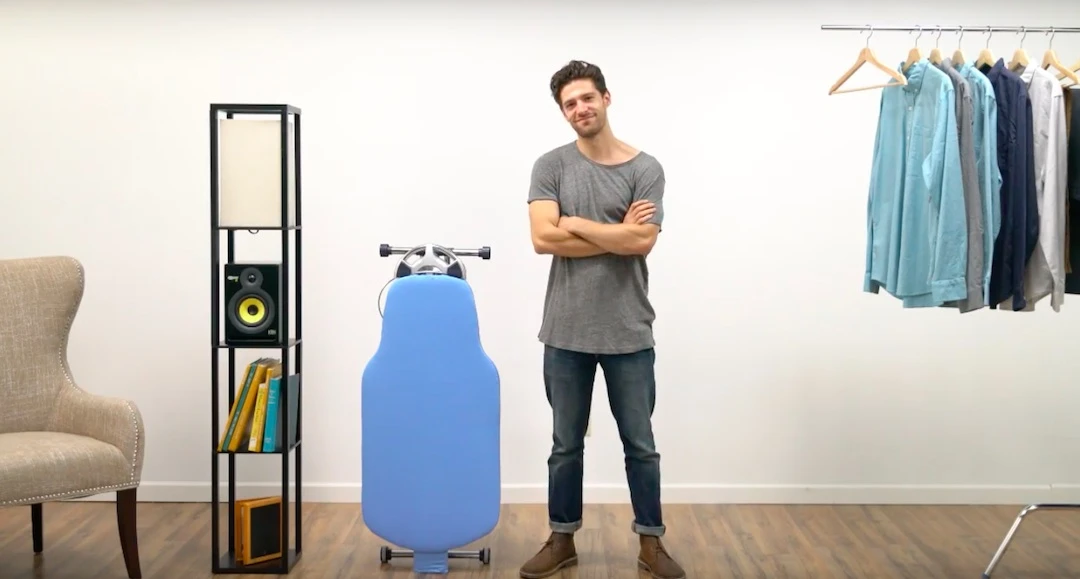 Flippr folds up flat for storage, and comes with handles and wheels to make it easy to cart around