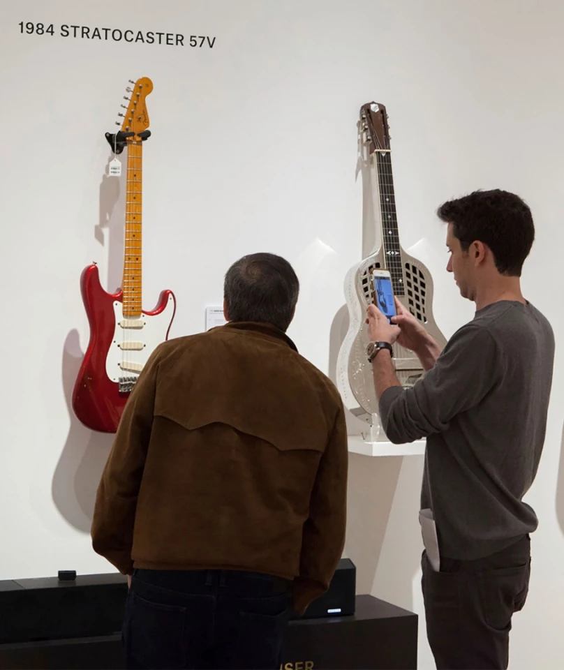 Acquired in 1984, this Candy Apple Red 57V Stratocaster became Gilmour's primary studio recording and performance guitar from 1988 to 2005