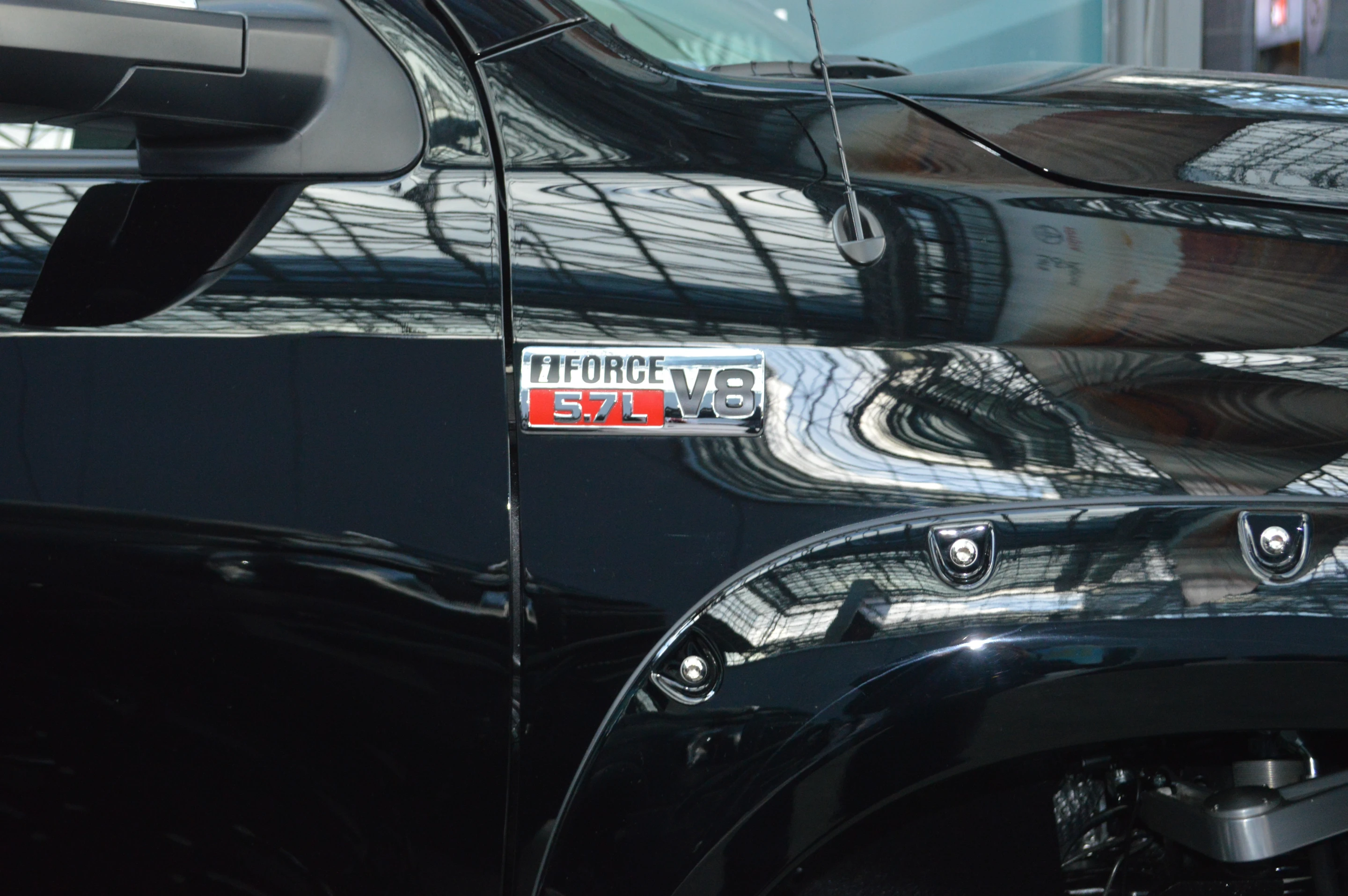 Power comes from a 5.7-liter HEMI V8 engine