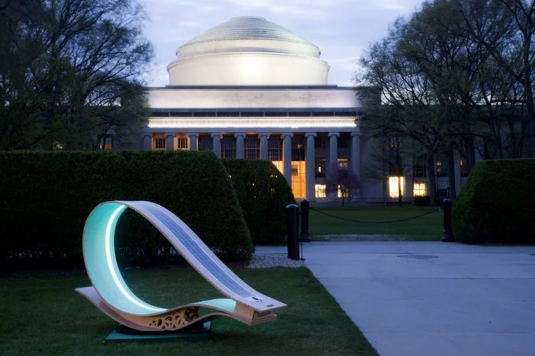 Still eye-catching, even after dark - the SOFT Rocker (Photo: Phil Seaton)