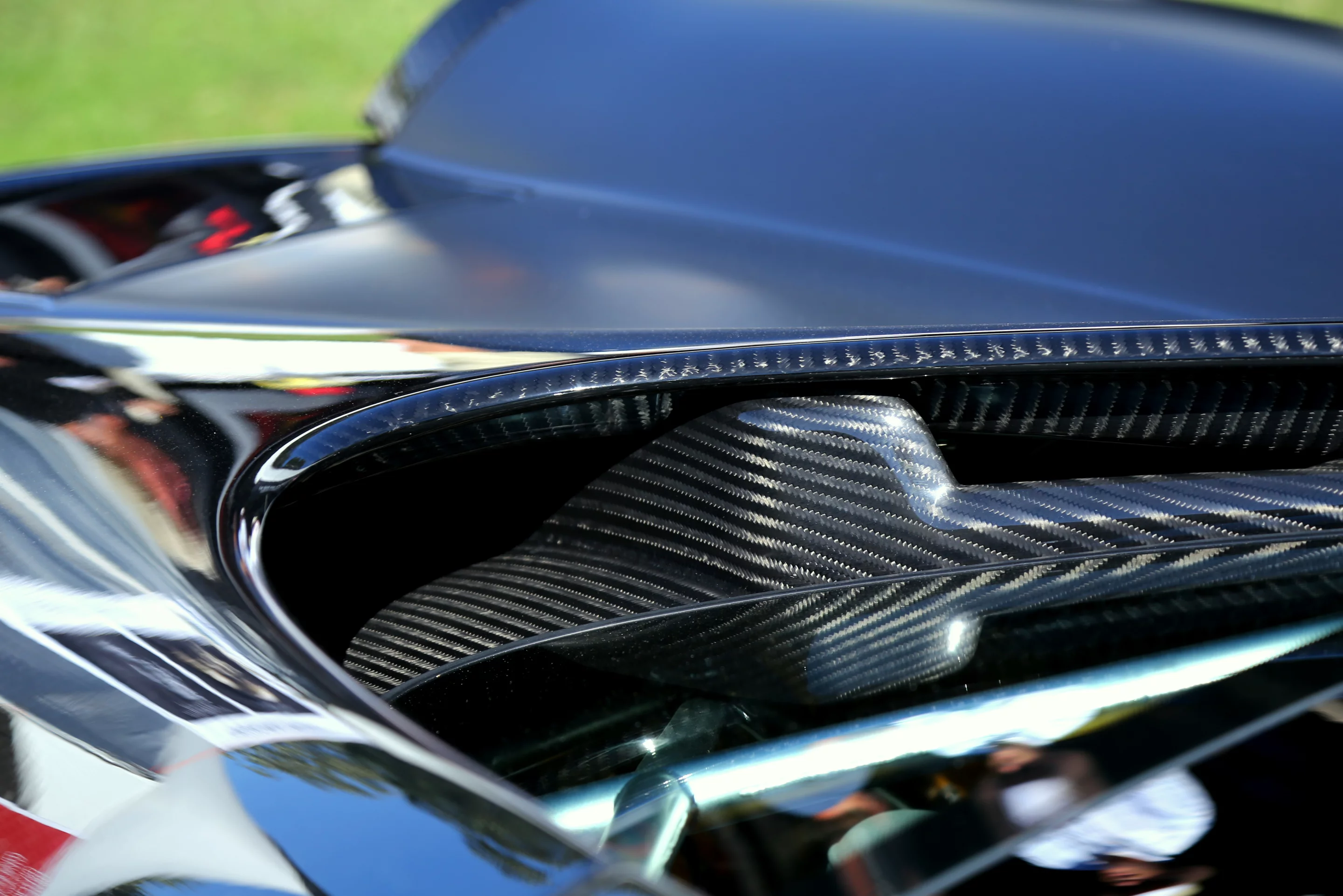 The Huayra features copious amounts of carbon fiber (Photo: Angus MacKenzie/Gizmag.com)