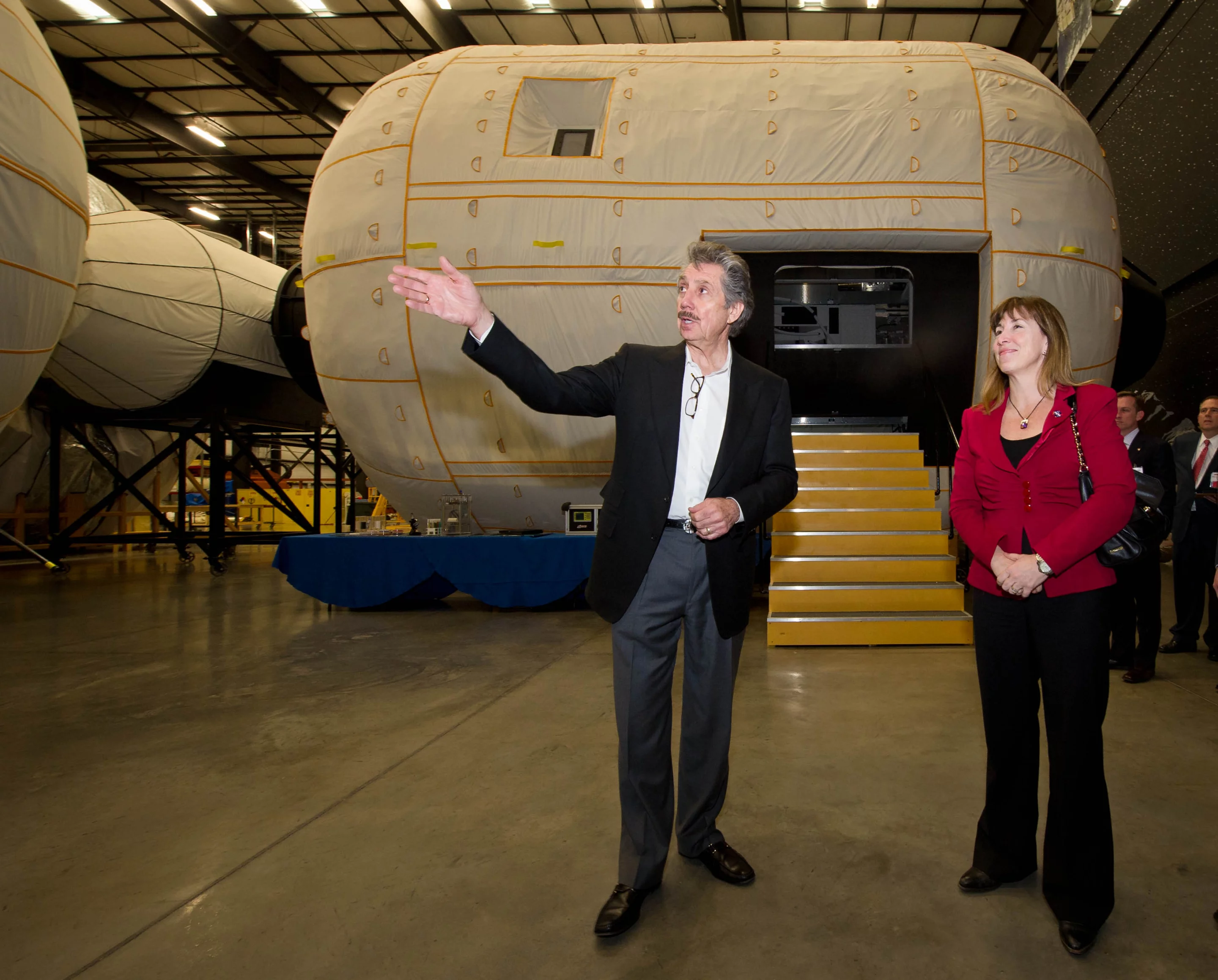 NASA Deputy Administrator Lori Garver visiting Bigelow aerospace in 2011 (Image: NASA/Bill Ingalls)
