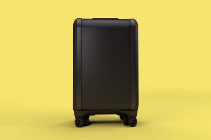 Trunkster features a rolltop door, battery charger, integrated digital scale, GPS tracking, and improvements to the handle and wheels