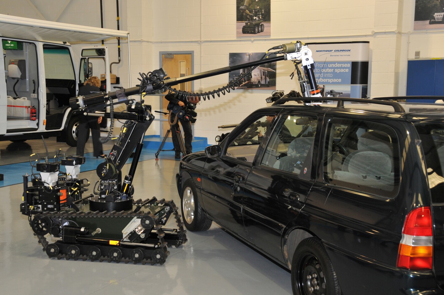 The Northrop Grumman CUTLASS is intended for bomb disposal and other hazardous operations