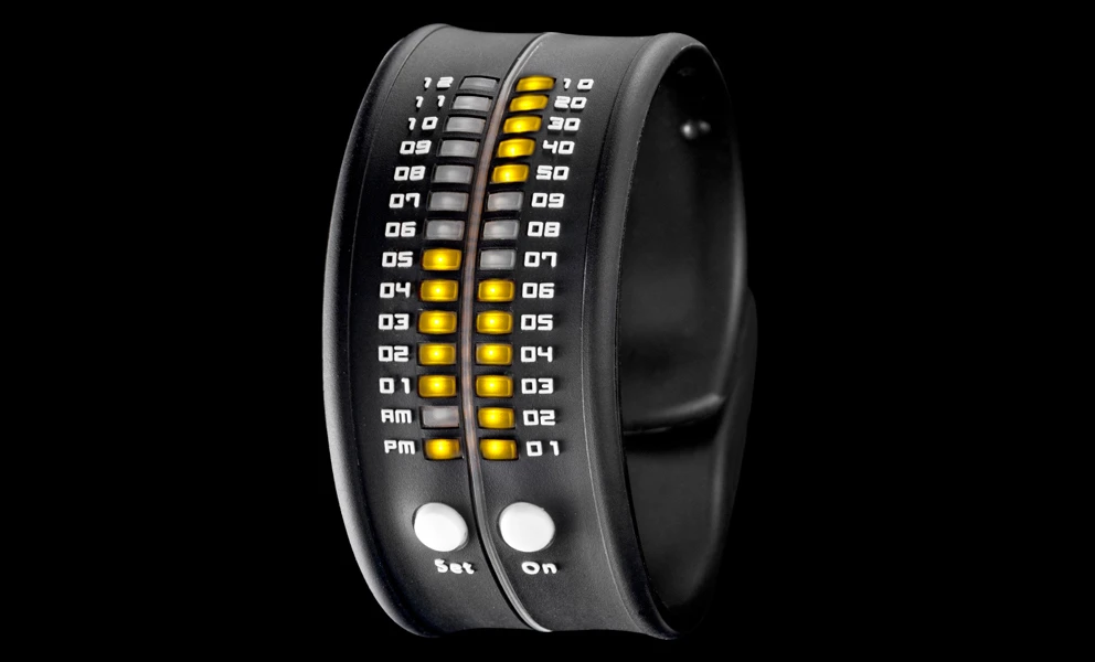 Ritmo Mundo's Reflex watch uses two columns of LEDs to indicate the time