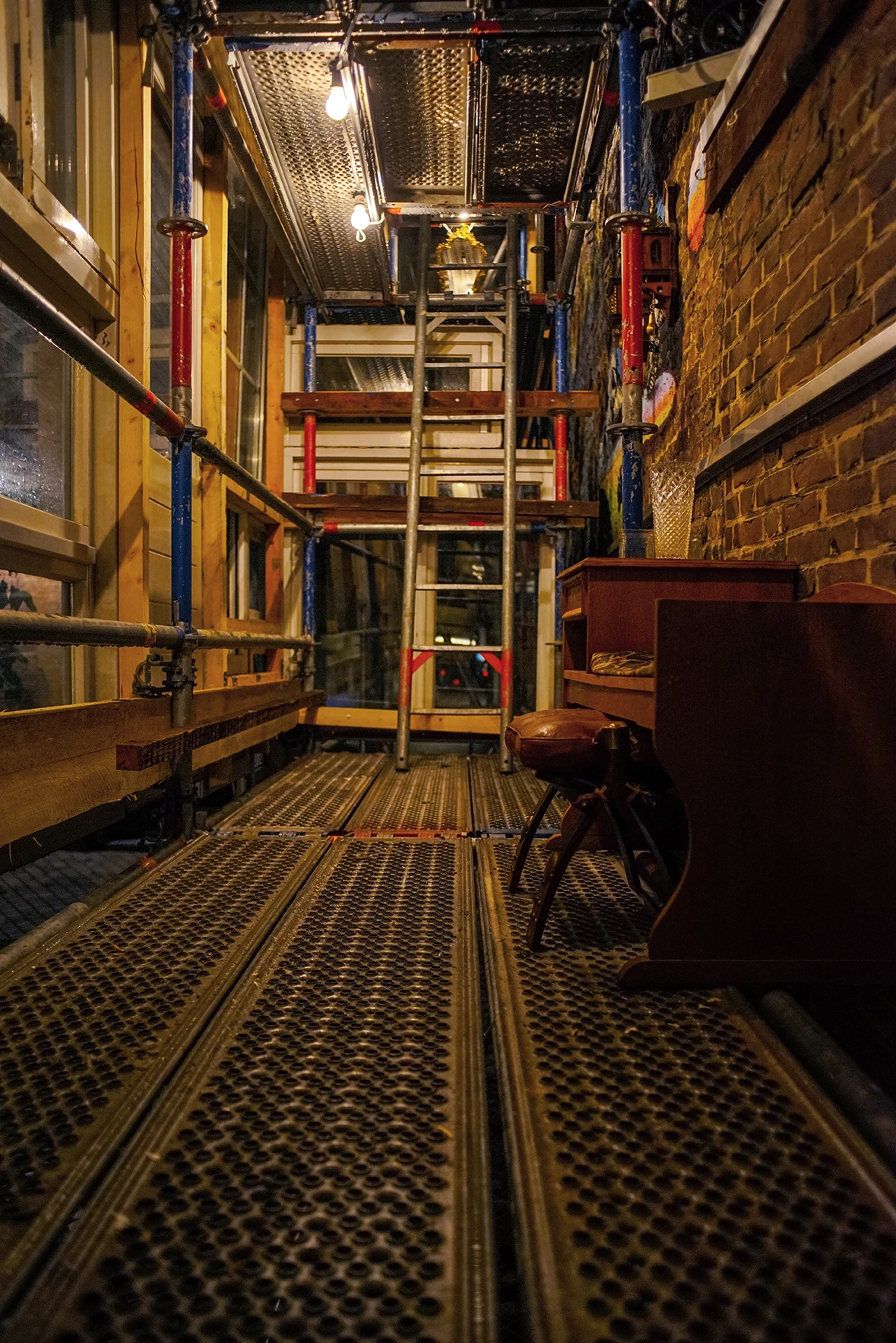 Even though it's made largely from doors, there's no door blocking the entrance (Photo: Laurent Clement)