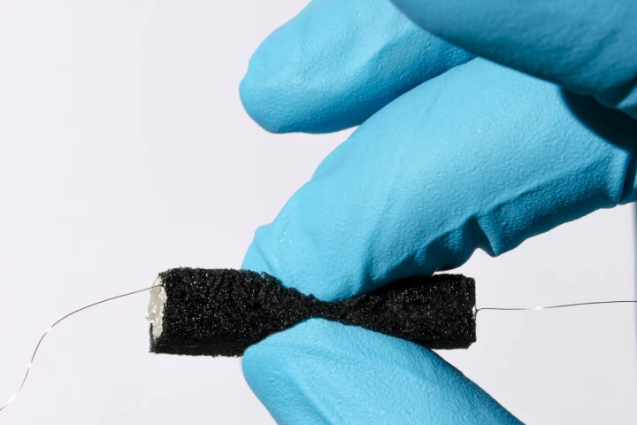 The experimental battery withstands being squeezed, making it less fragile than "hard" batteries