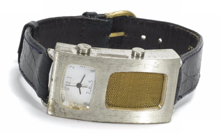 Dick Tracy's famous wristwatch communicator (a gadget that foreshadowed the mobile phone by 40 years when it was first seen in Dick Tracy comic books in 1946), as used in the 1990 movie, will also go to auction in New York, with an estimate of $60,000 to $80,000.