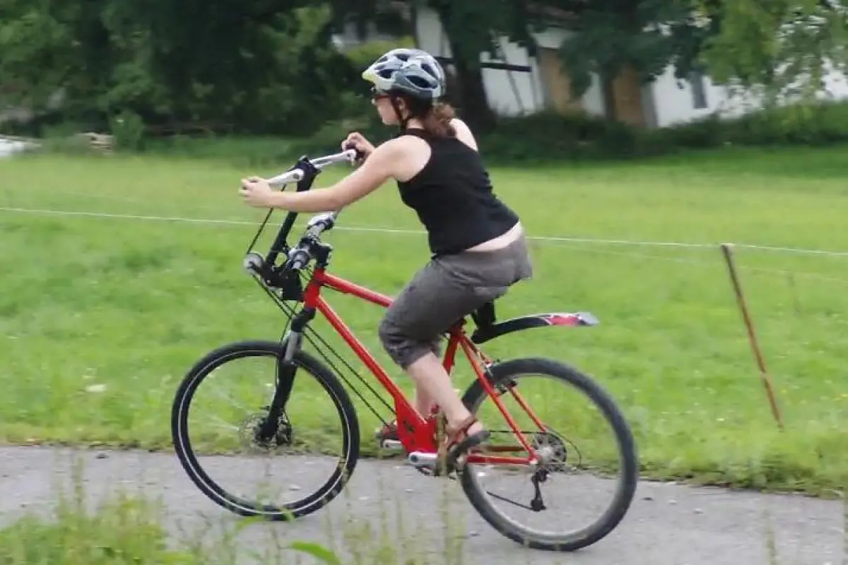 Raxibo Hand-Tret-Velo gives you a full body workout