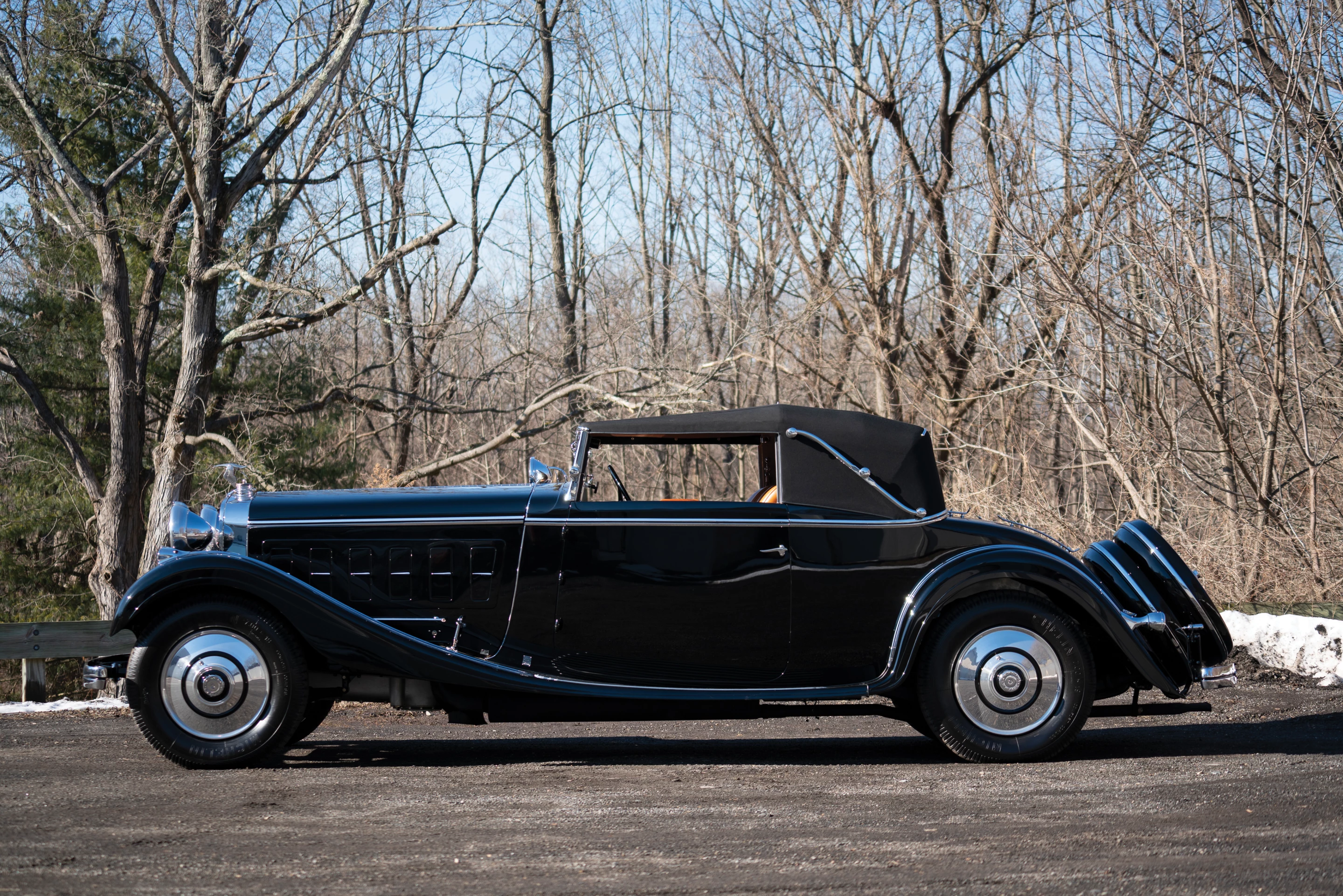 The 1926 Hispano-Suiza H6B Cabriolet that was crowned "Best in Show" at the 2021 Amelia Island oncours d’Elegance on 23 May 2021 had been part of the RM Sotheby's auction at the same venue just two years prior. At that auction on 9 March 2019, the gorgeous Cabriolet Le Dandy by Chapron sold for $1,352,500.