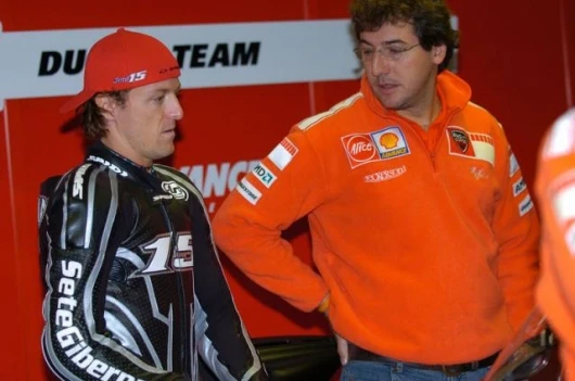 Gibernau in new leathers