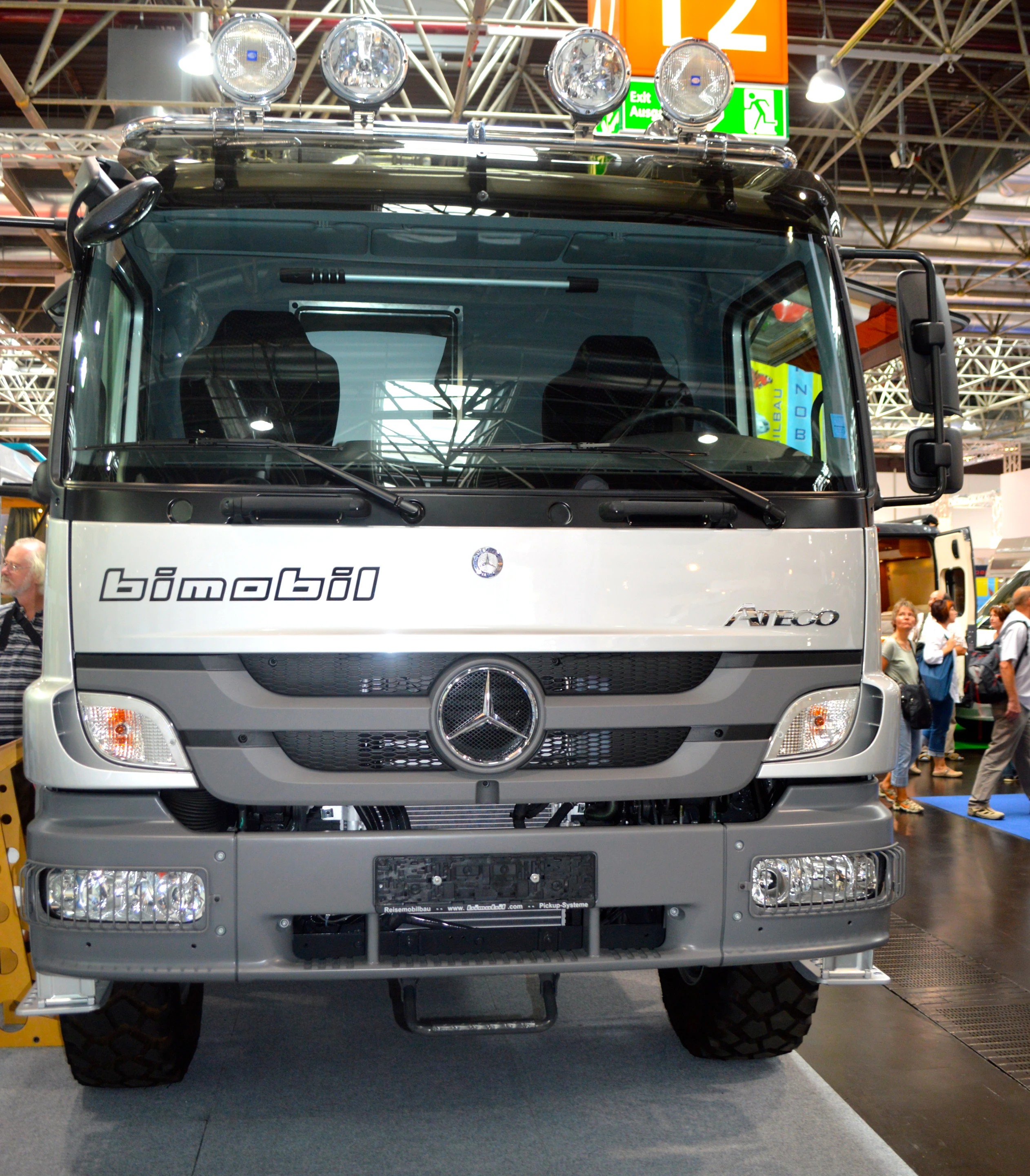 The EX 480 is built on a Mercedes Atego 1023 chassis