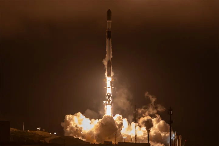 The BOHR mission heading into orbit