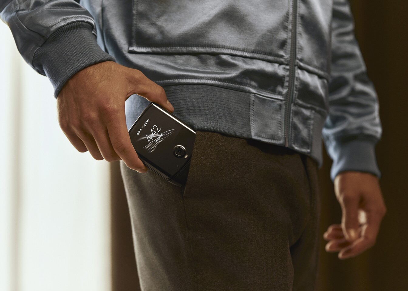 The foldable Razr has another benefit: it fits easily in your pocket
