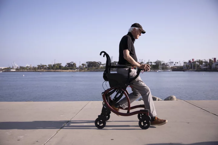 Garrett Brown takes the Zeen for a spin