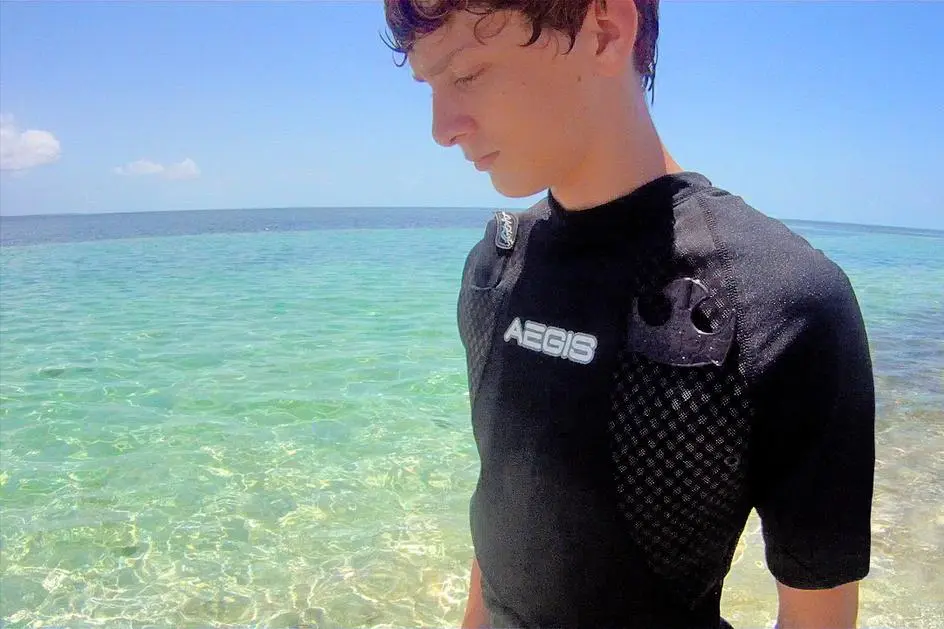 Aegis Lifeshirt plans men's, women's and children's designs