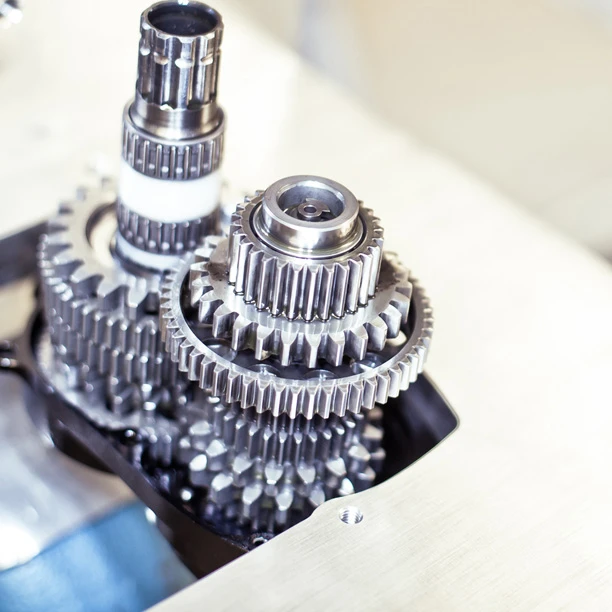 The Pinion P1.18 bicycle transmission is constructed as a spur gear with a two parallel partial shaft transmissions