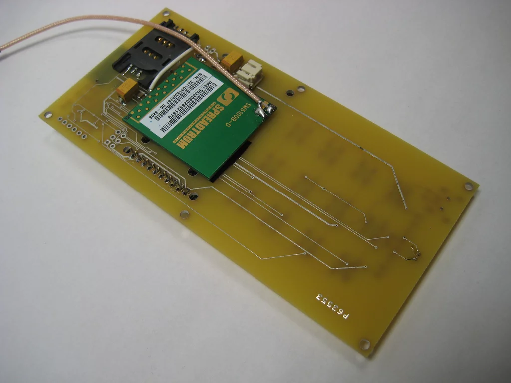 The rear of the prototype's PCB (Photo: David Mellis)