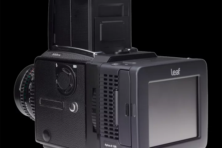 The Aptus-II R10 camera back