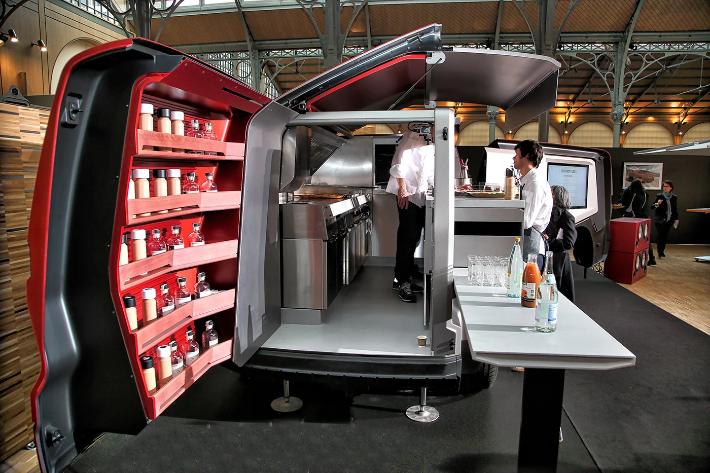 The Peugeot Foodtruck was designed in collaboration with Euromag, the French food truck specialist. The professional-grade preparation and cooking appliances are all designed to be multi-functional, and the kitchen comprises two grilling plates, four induction burners and a deep fryer. There's also a 400-litre refrigerated under-foot compartment, a 350-litre refrigerator and a professional Rocket Espresso machine.