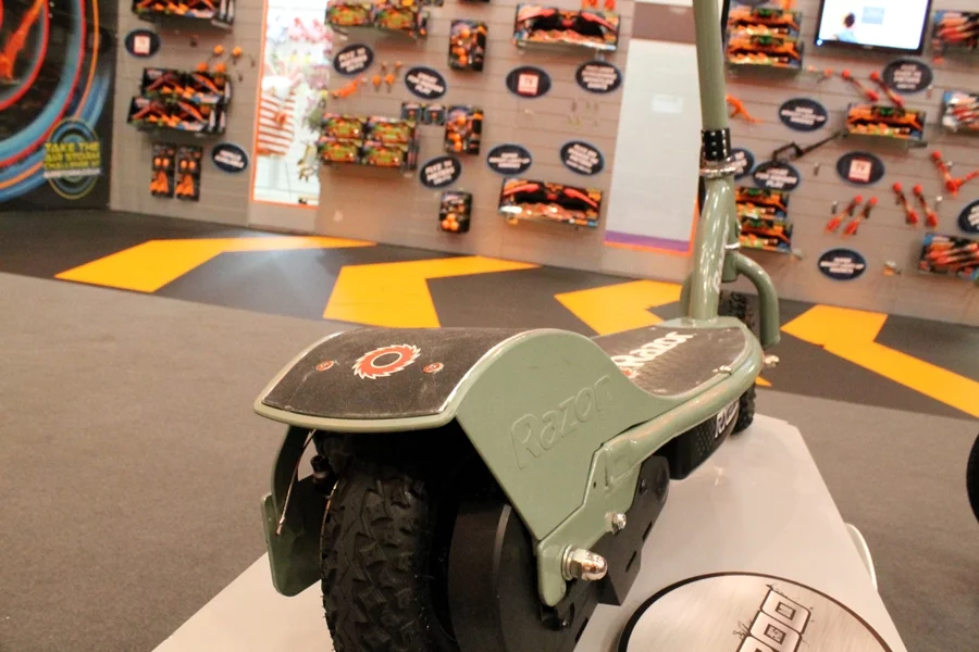 A rear view of the RX200 Electric Scooter (Photo: Gizmag/Stu Robarts)