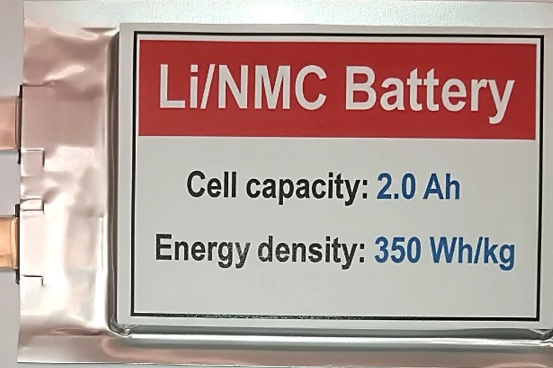 Scientists in the US have developed a novel lithium-metal battery that retains its functionality over 600 cycles