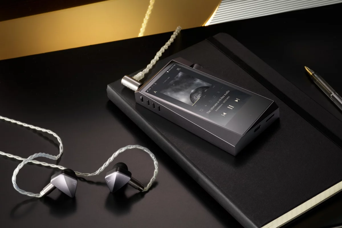 A&K's upcoming Zero1 in-ear monitors can be plugged into the 3.5-mm jack of the SR25 MkII DAP, but can also be had with a 4.4-mm PEP11 cable for balanced listening