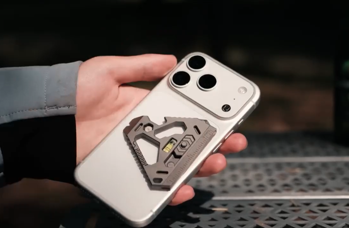 Tiny, bladeless magnetic multitool flips its feature set inside out