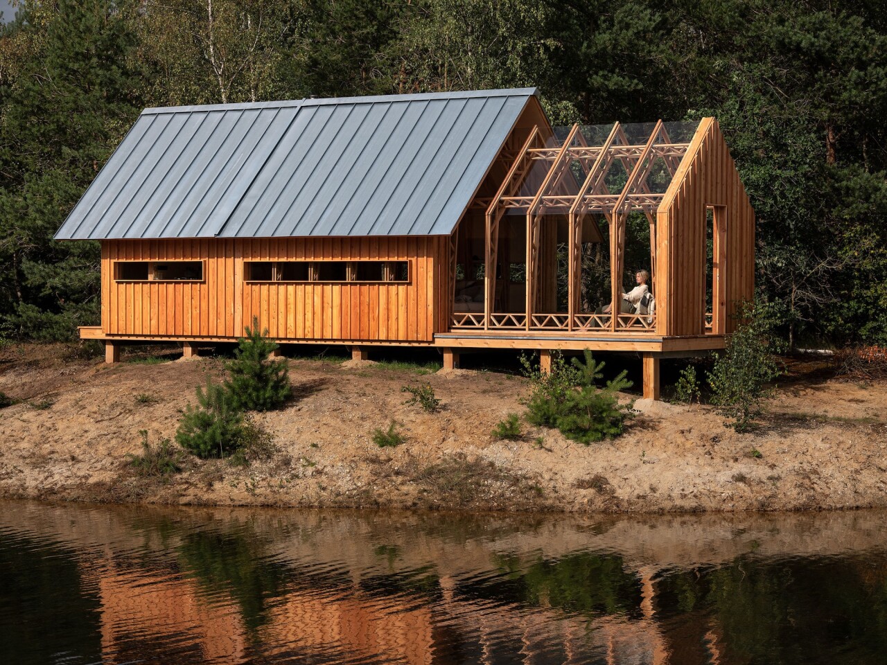 Depending on the configuration, ANNA Stay 2.0 reaches a maximum length of 13 m (42 ft).