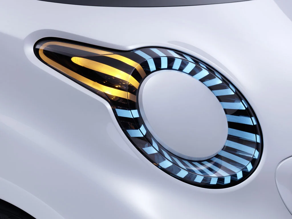 The fospeed's integrated headlight and turn indicators