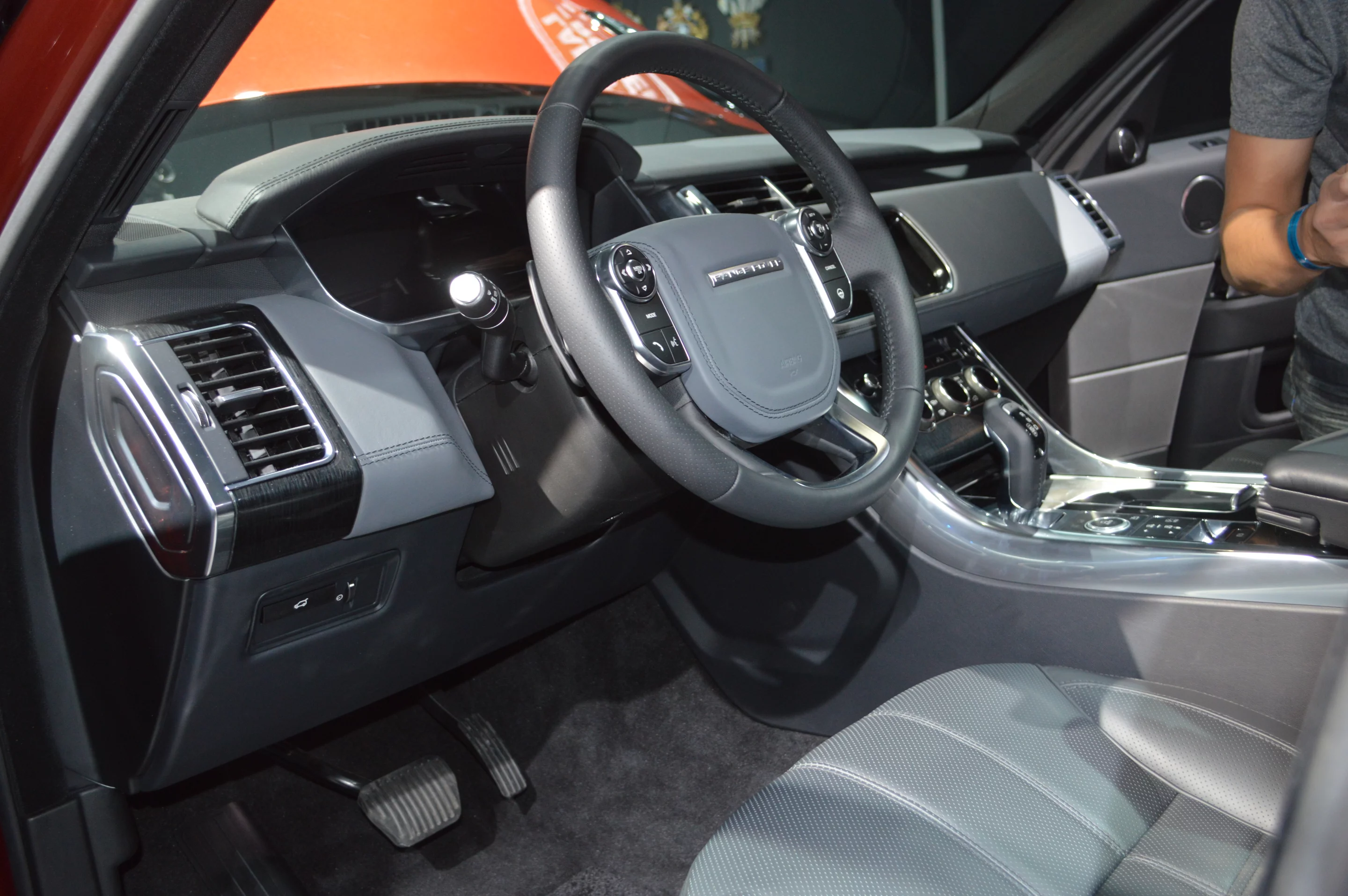 New Range Rover Sport at the 2013 New York Auto Show