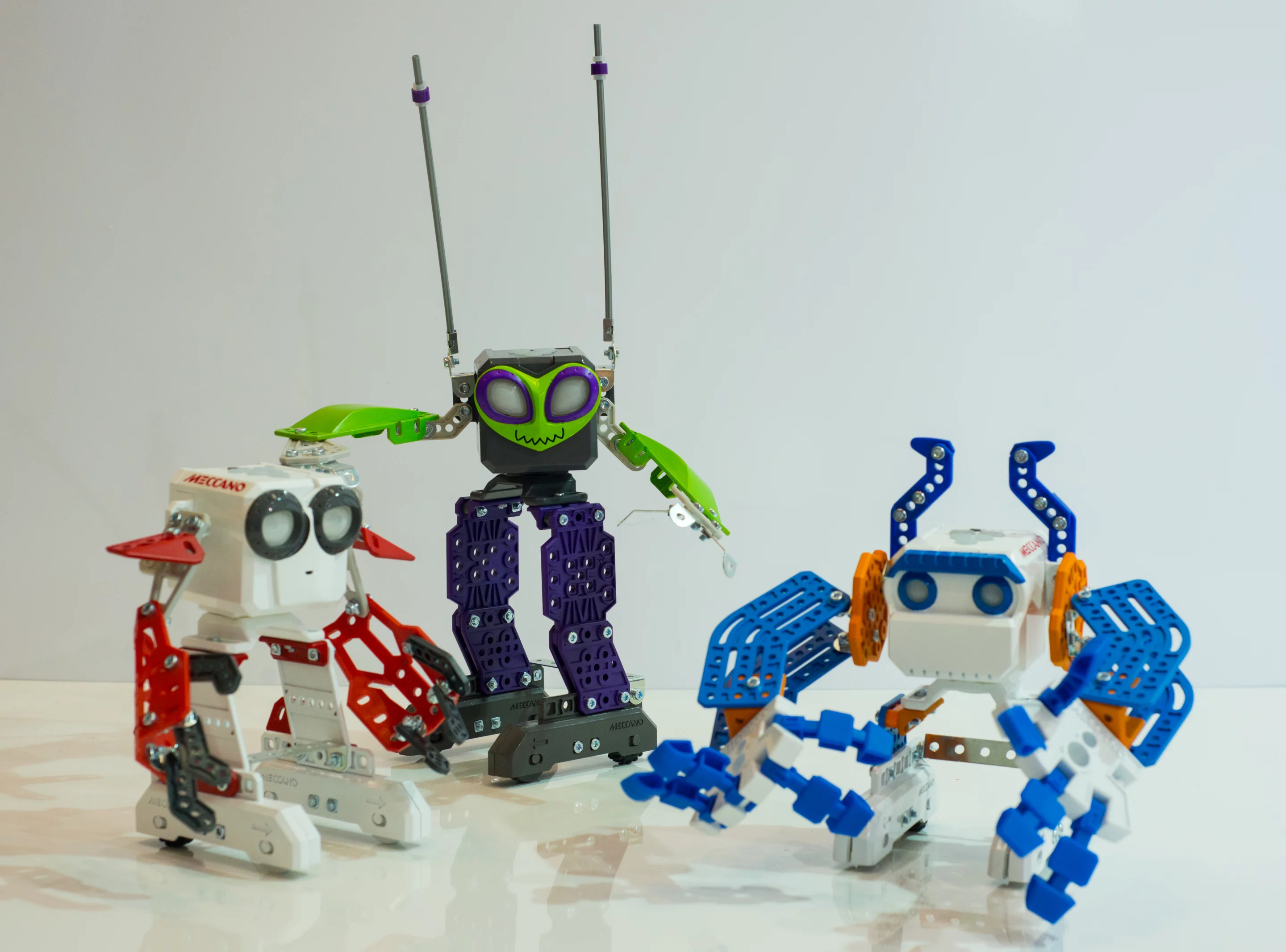 For those with smaller robot ambitions and budgets, Meccano is introducing the $40 Micronoids which can be programmed to dance, sing, navigate obstacle courses and interact with each other