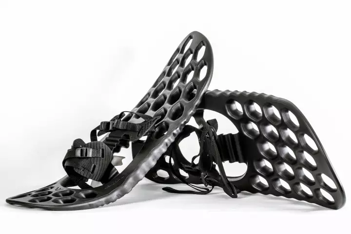 Fimbulvetr snowshoes combine a thermoplastic deck with a patented "all-direction hinge"