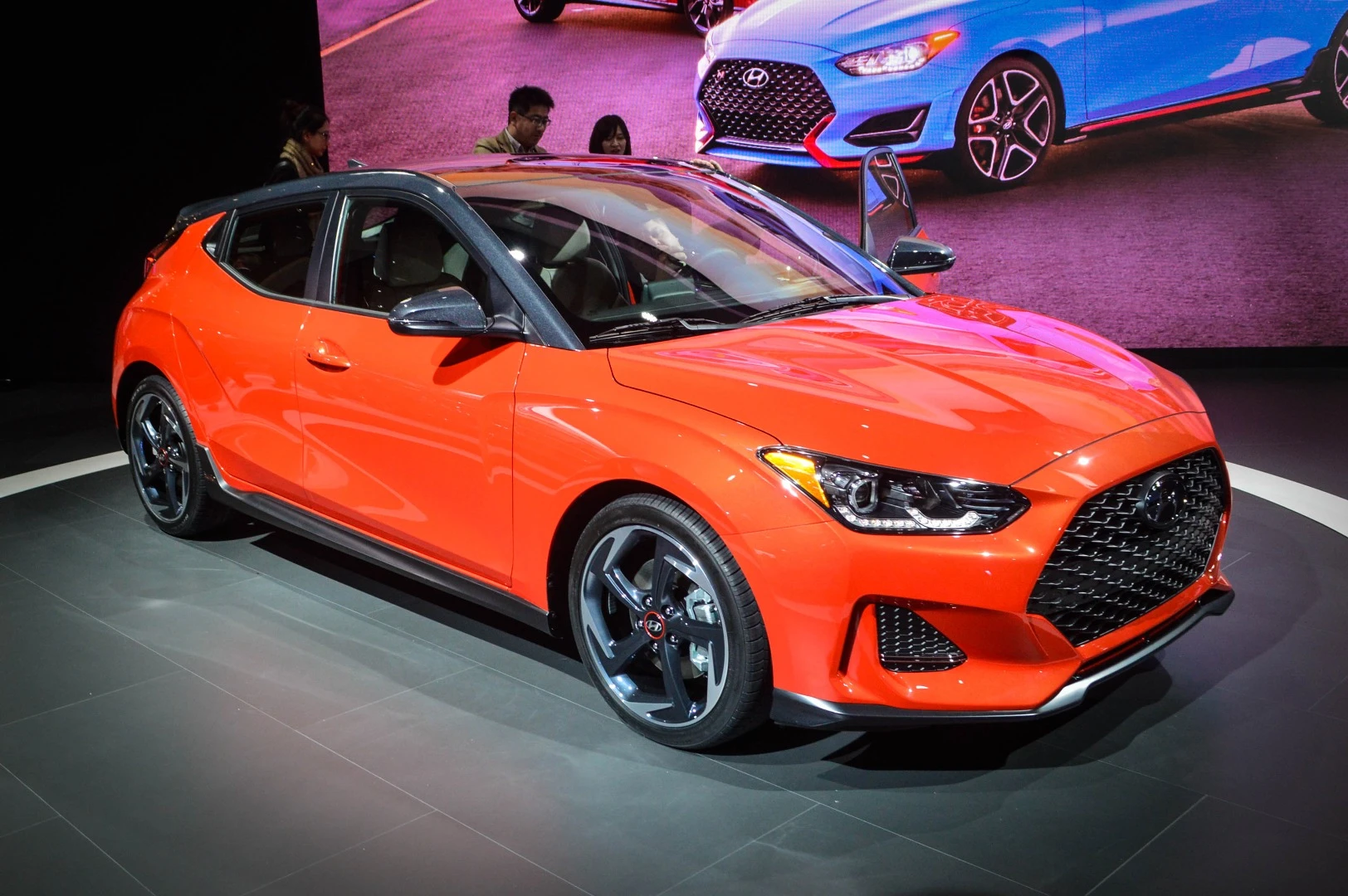 The Veloster comes in base, Turbo and N performance trims