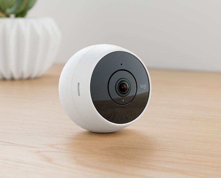 The standalone Circle 2 features a 6,400 mAh Li-ion battery mount to the rear
