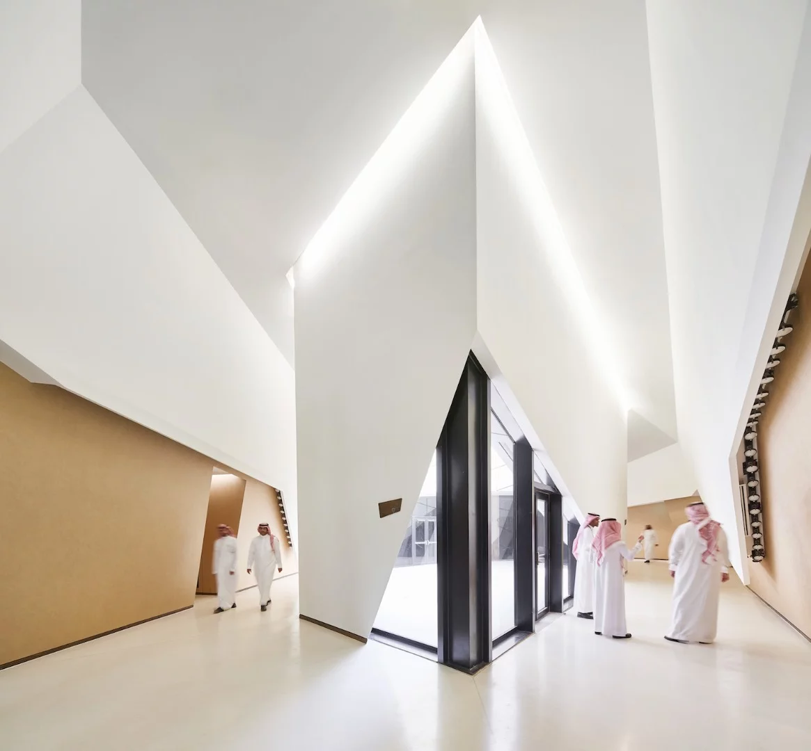 KAPSARC comprises five buildings: the Energy Knowledge Centre, the Energy Computer Centre, the Conference Centre with exhibition hall and auditorium, the Research Library with archives consisting of 100,000 volumes, and finally the Musalla, a place for prayer