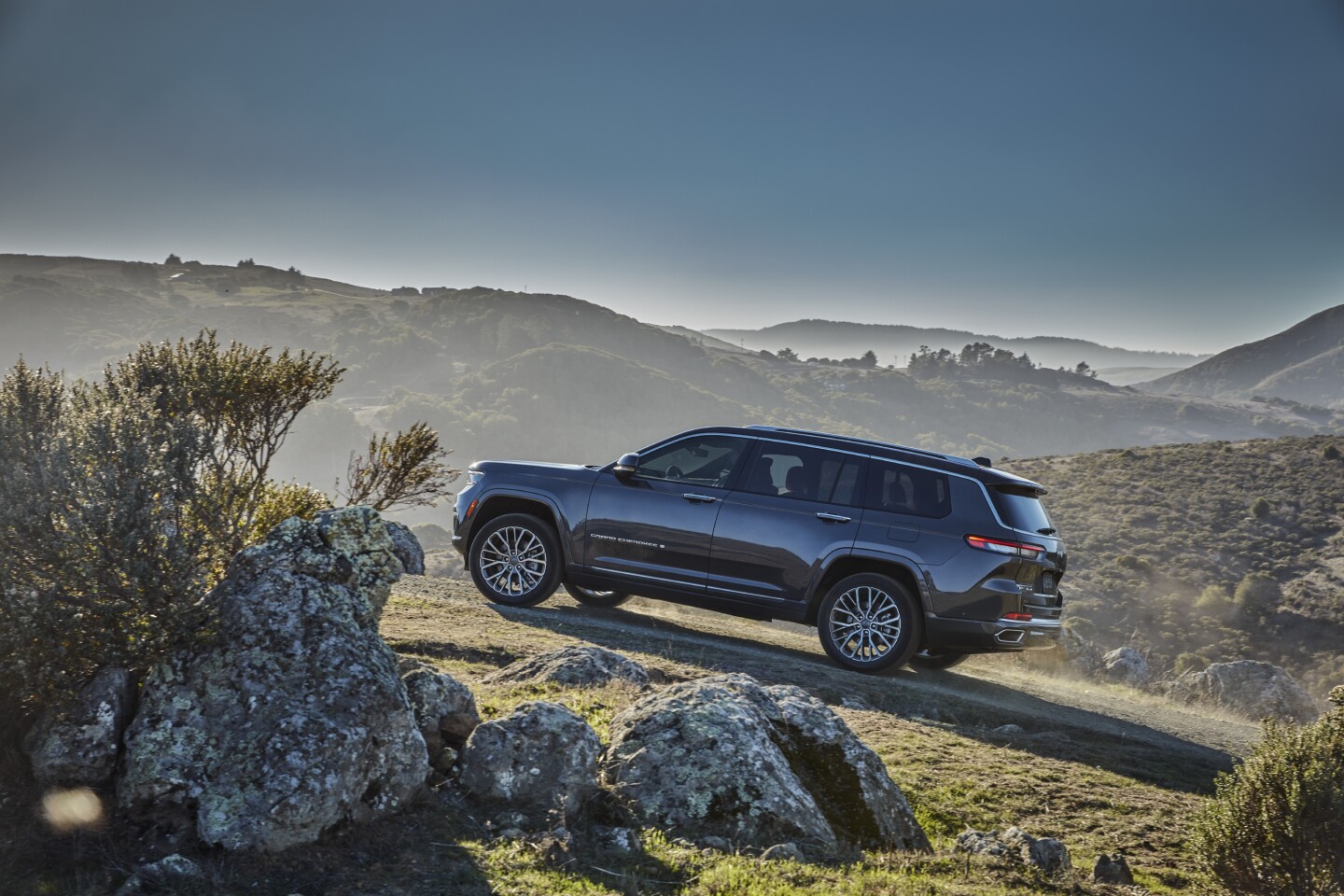 Jeep promises that the all-new Grand Cherokee is upgraded for both road and off-road driving